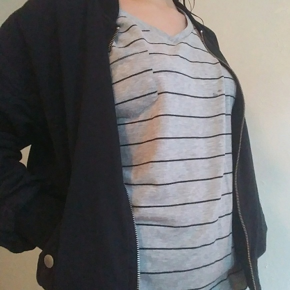 REBELLIOUS ONE TOP - Picture 2 of 3